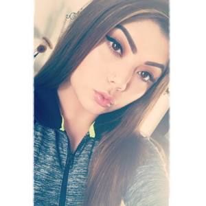 Meet your Posher, Jannet